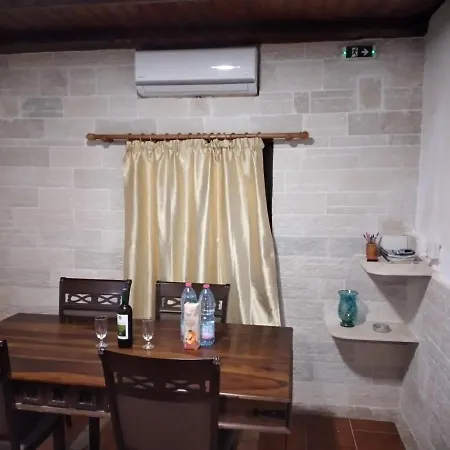 Dom wakacyjny Stonemakers Hide