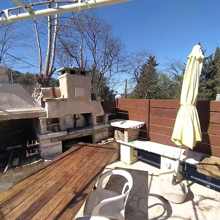 Dom wakacyjny Stonemakers Hide Karyotikon