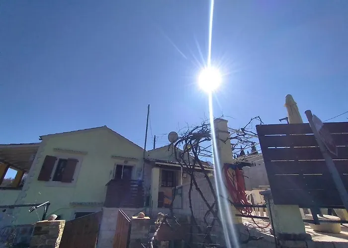 Stonemakers Hide Casa vacanze Karyotikon